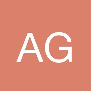 Meet your Posher, Allegra